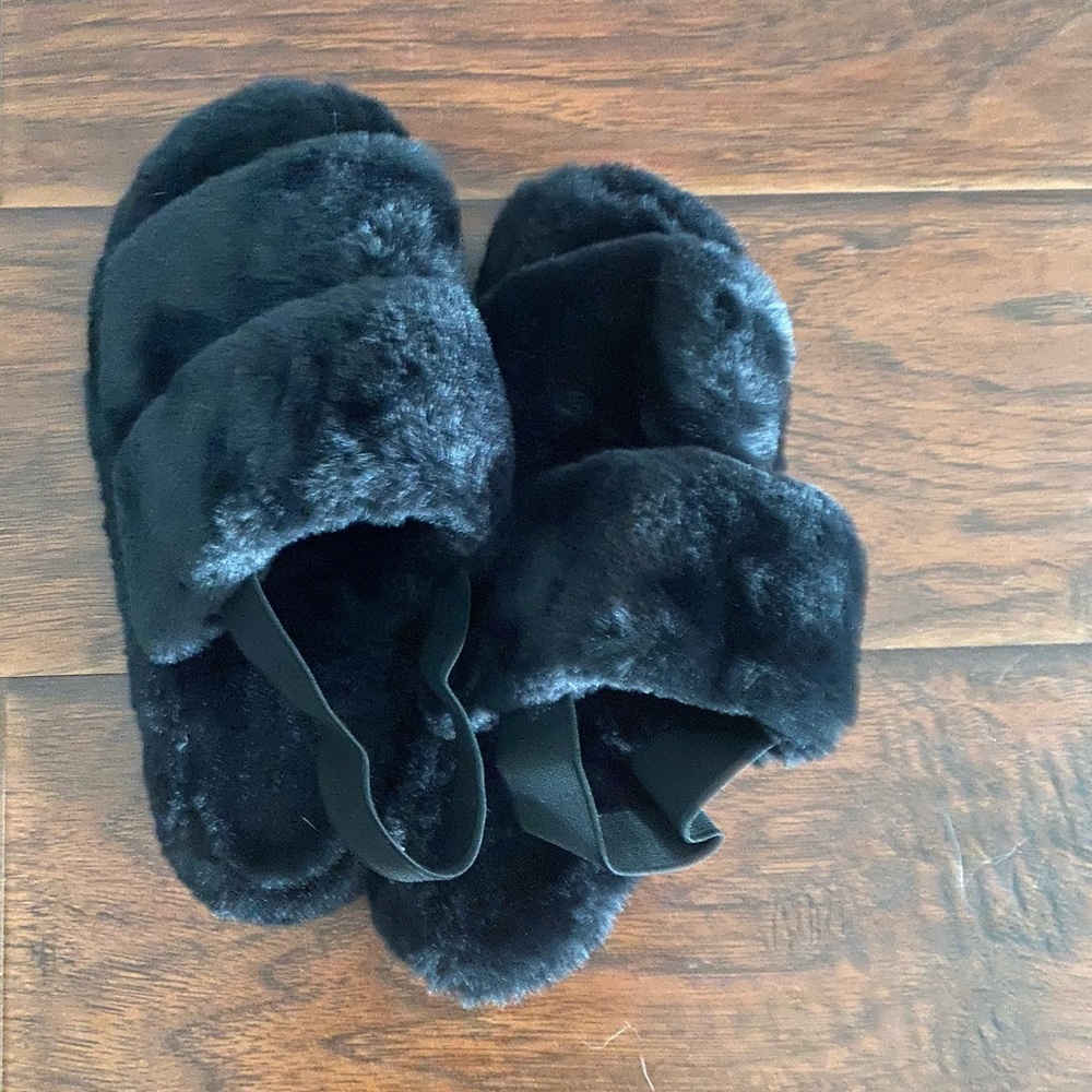 Fur platform slippers w/short faux fur & backstrap